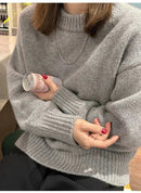 Round Neck Loose Cashmere Sweater