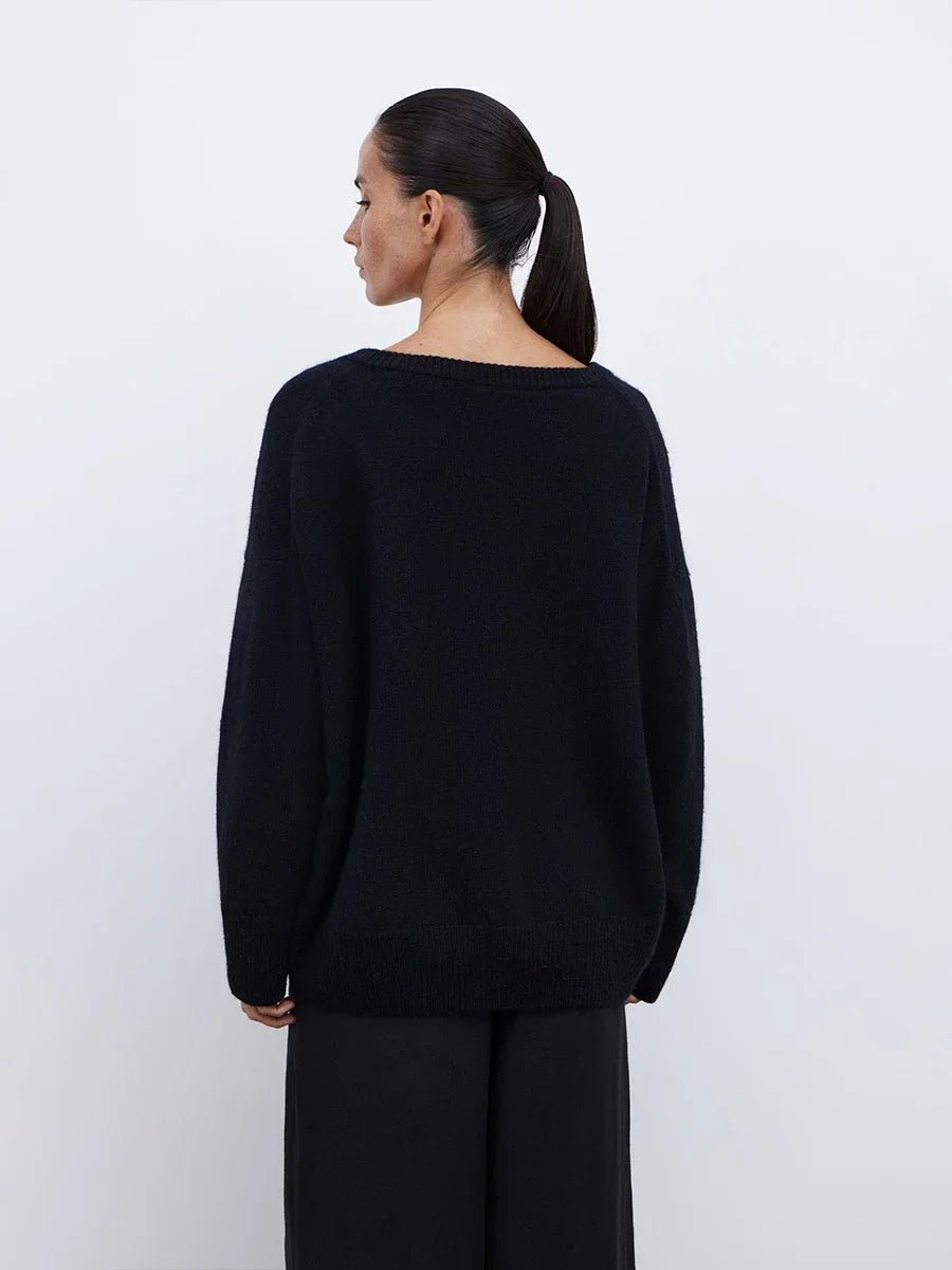 Oversized V-neck Versatile Sweater