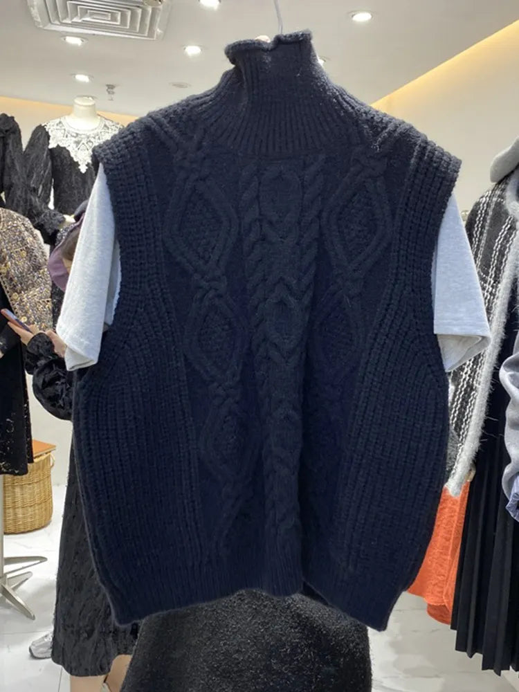 Twist Pattern Turtleneck Knitted Vest