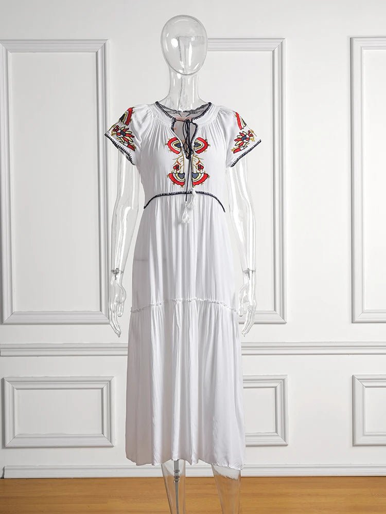 44982076932343|44982076965111|44982076997879|44982077128951