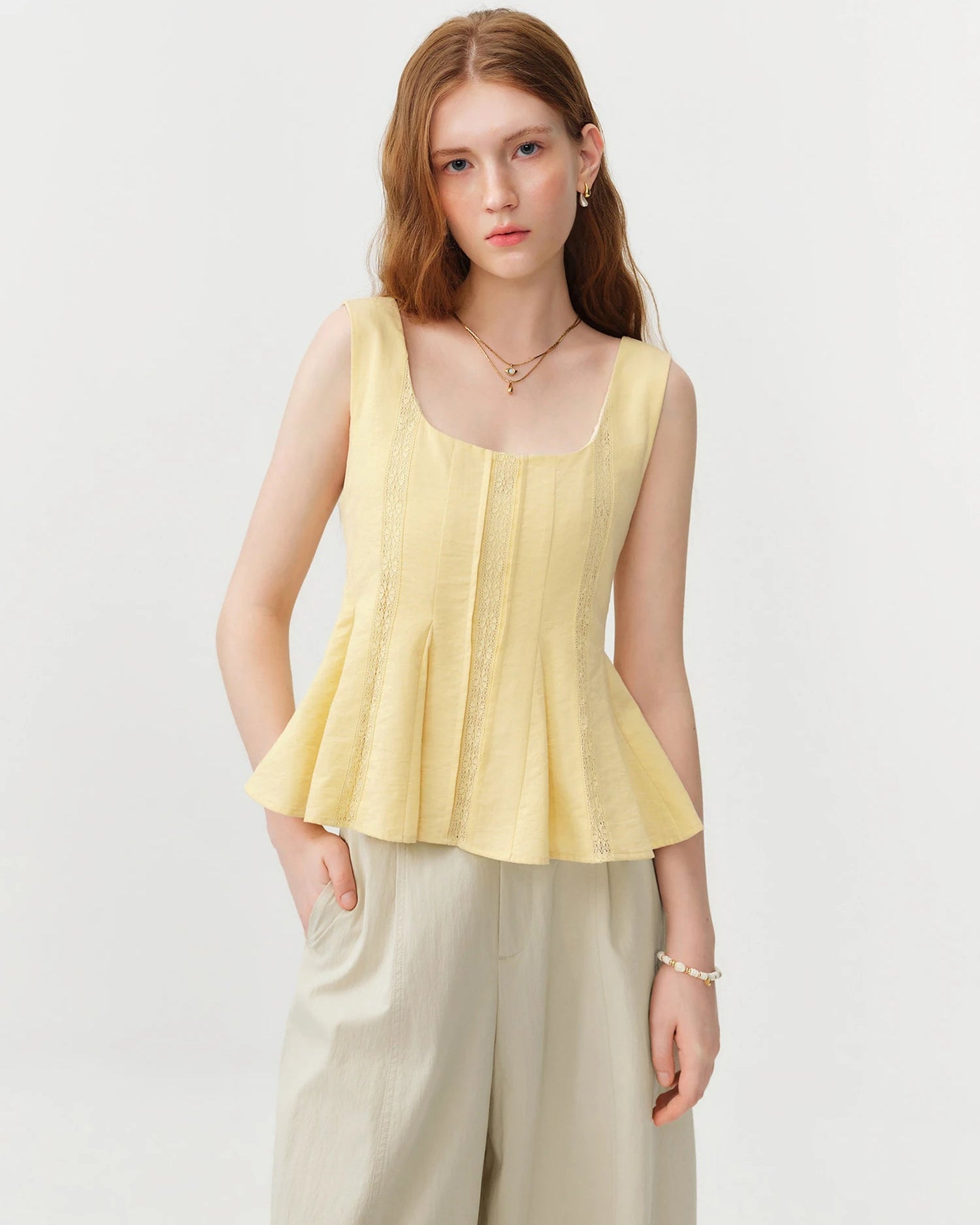 Square-Neck Sleeveless Knit Blouse