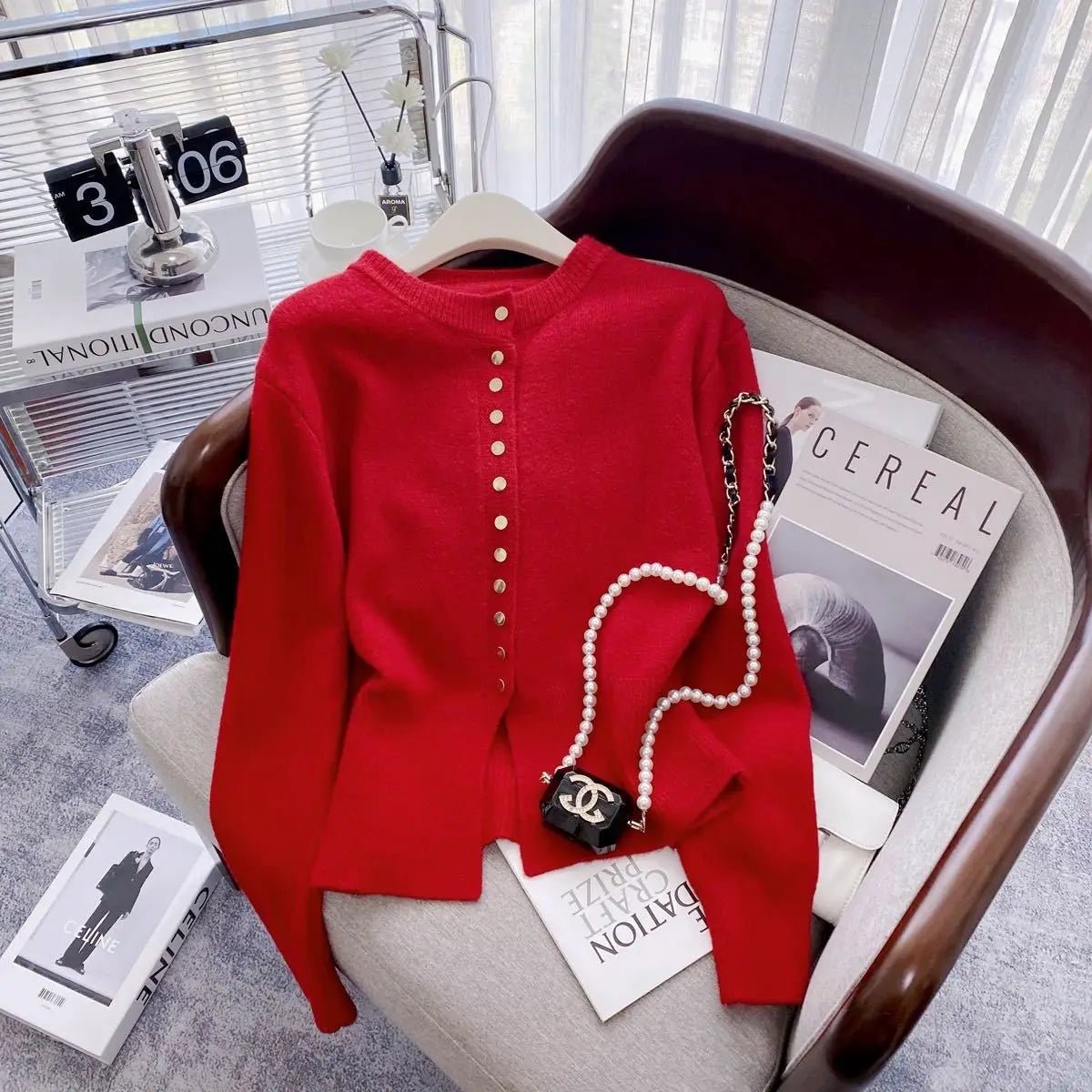 Round-Neck Short Knitted Cardigan