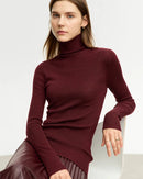 Simple Slim-Fitting Wool Turtleneck Sweater