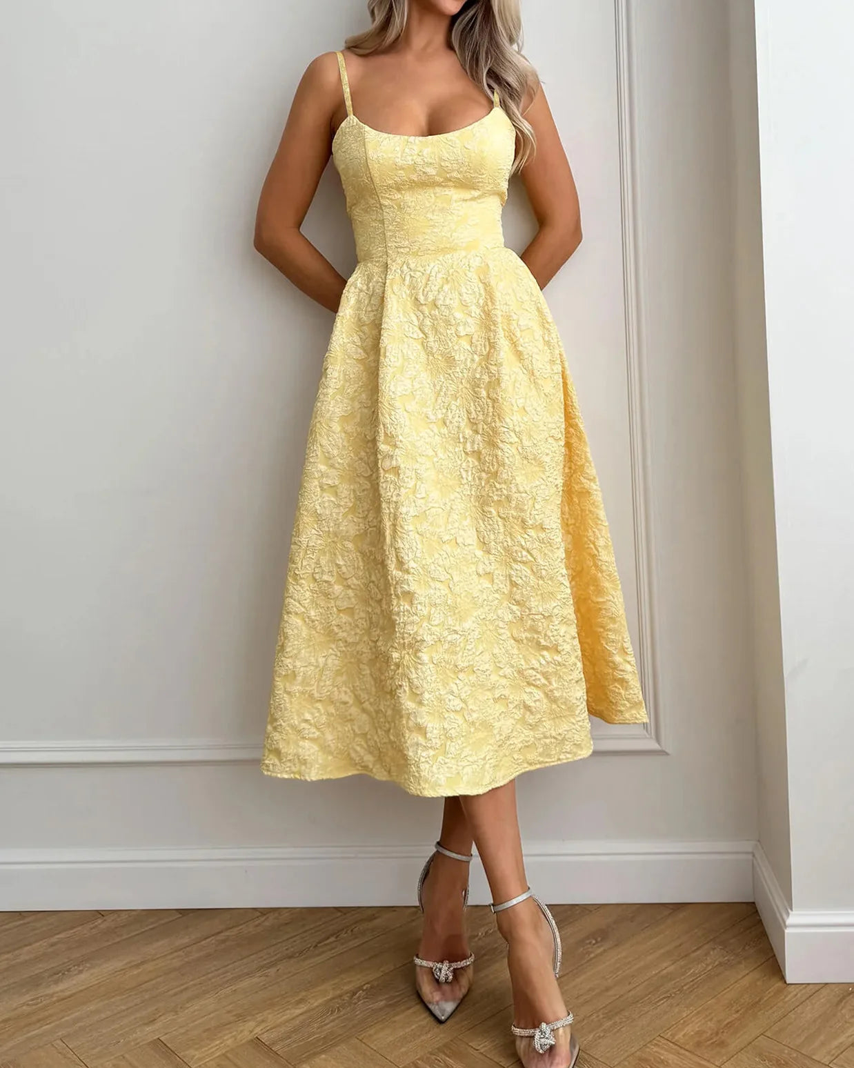 V-Neck Sleeveless Backless Jacquard A-Line Midi Dress