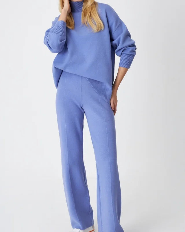 Half-turtleneck knit sweater and high waist wide-leg trouser 2-piece set. High-stretch acrylic knit, solid colour — loose, casual style for autumn and winter.