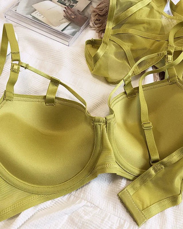 Classic Bandage Lace Cutout Push-Up Bra Set