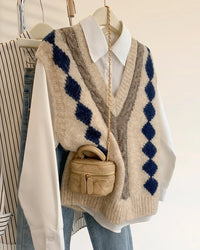 V-Neck Contrast Knit Sweater Vest