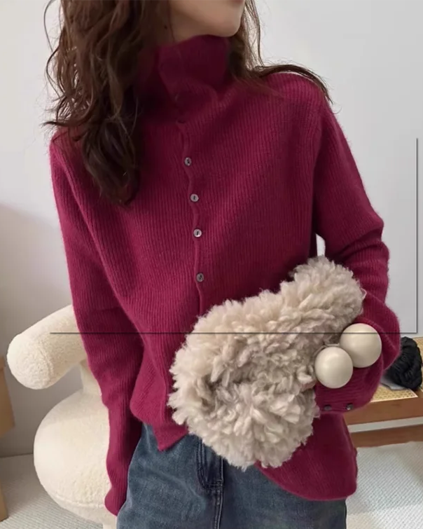 Soft Cashmere Buttoned Knit Cardigan