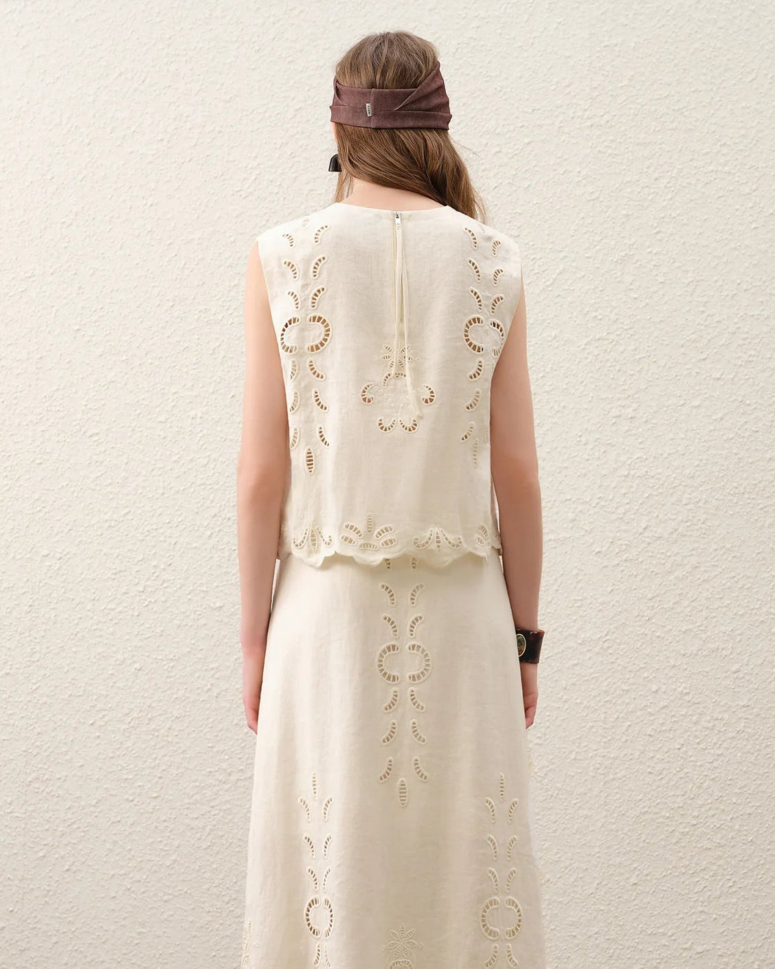Linen Cut-Out Embroidered Sleeveless Top
