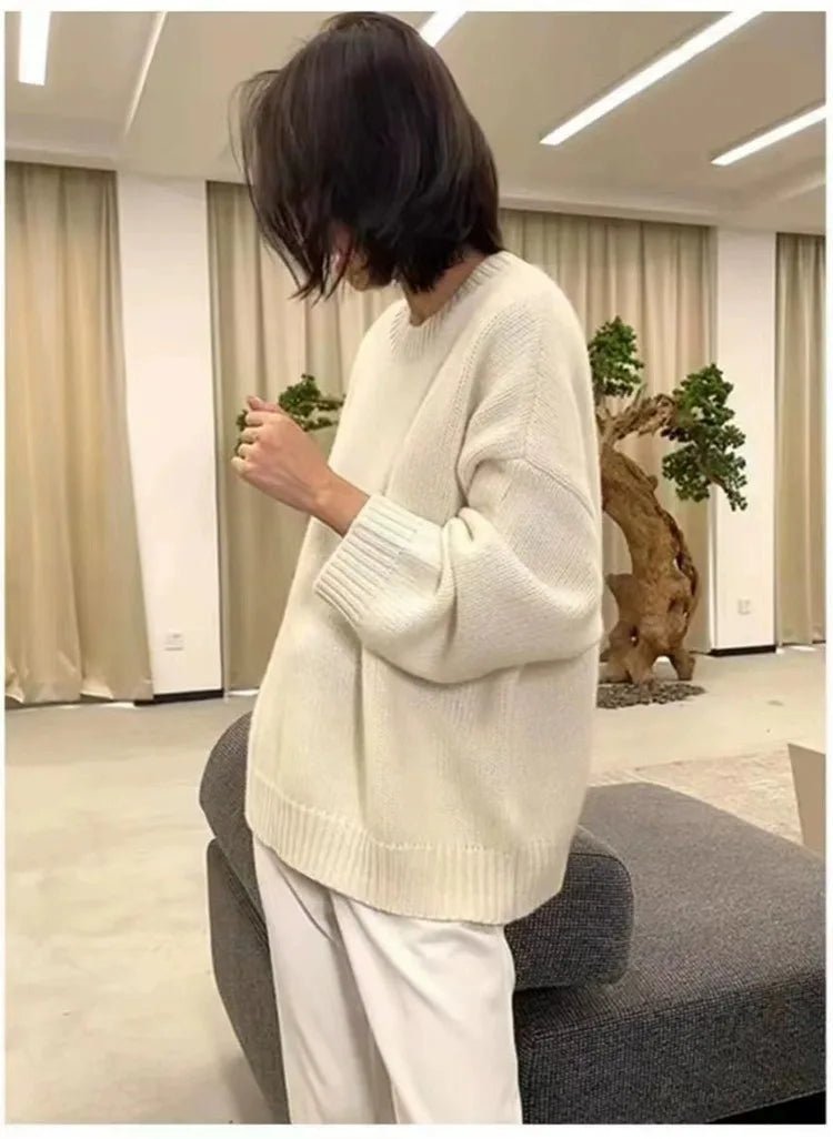 Round Neck Loose Cashmere Sweater