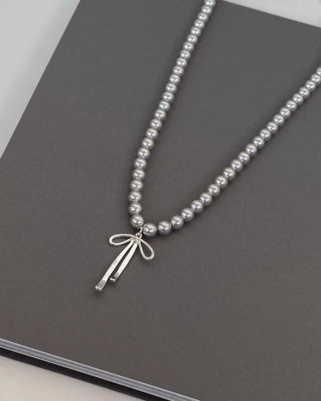 Pearl Bow Tassel Clavicle Necklace