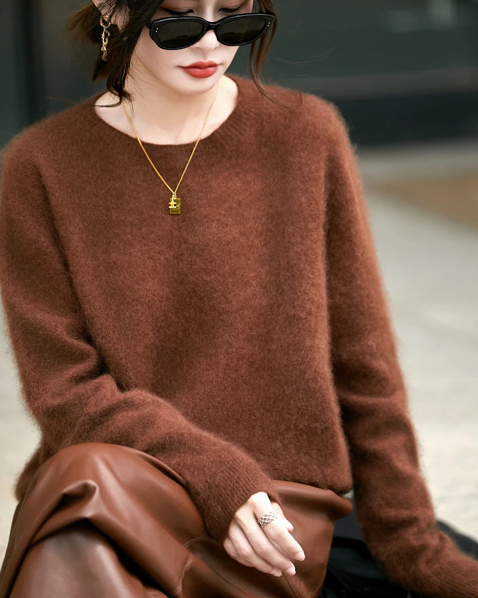 Loose-Fit Crewneck Pullover Sweater