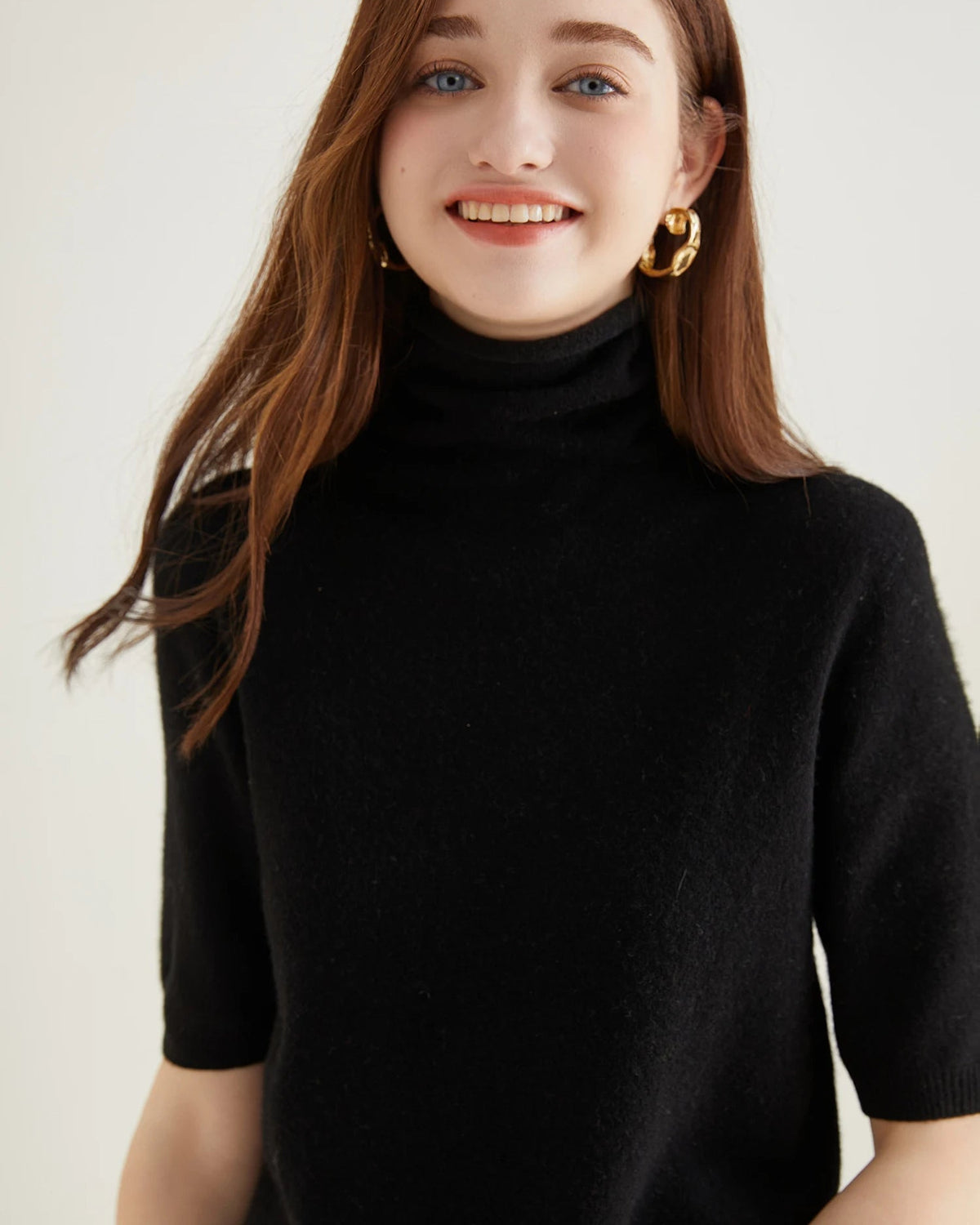 Merino Wool Half-Sleeve Turtleneck