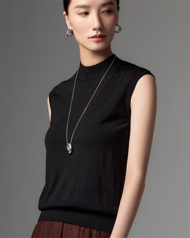 Lightweight Worsted Wool Mock Neck Top