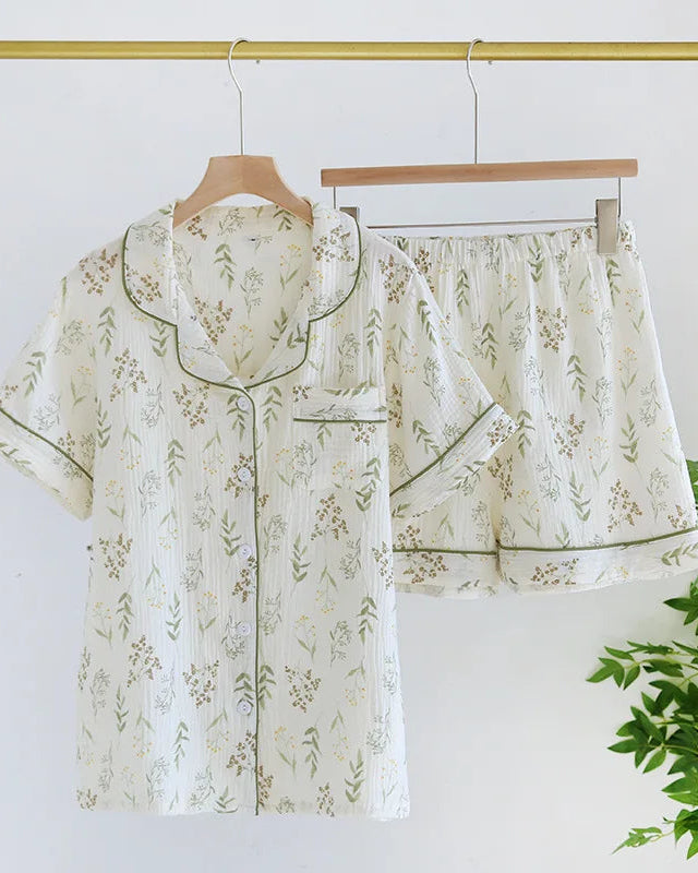 Women's Cotton gauze-print pajama set featuring a turn-down collar and short sleeves, crafted for breathable comfort with a playful print that moves seamlessly from lazy evenings to restful mornings.