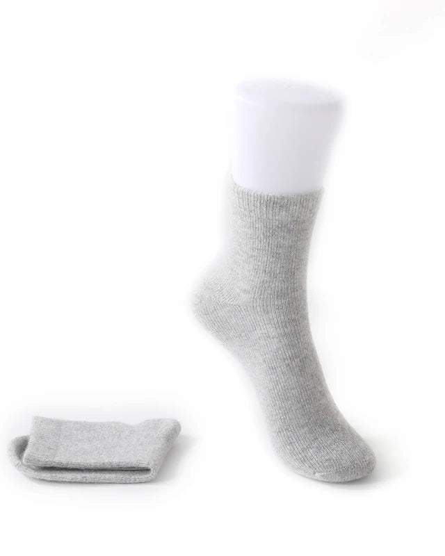 Cashmere Knit Mid-Tube Socks