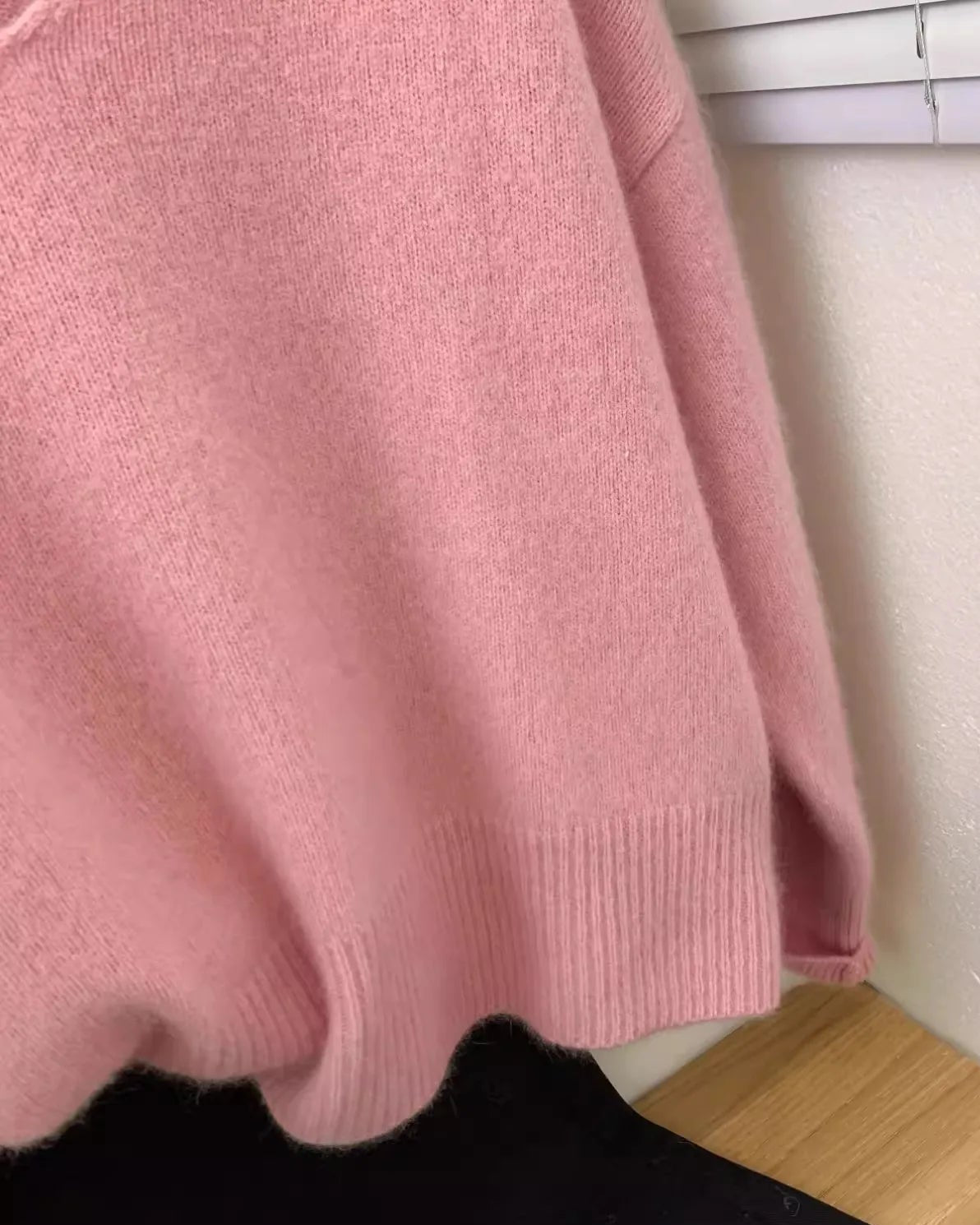 Batik Cashmere V-Neck Loose Sweater