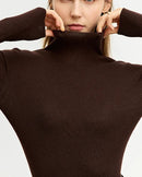 Simple Slim-Fitting Wool Turtleneck Sweater