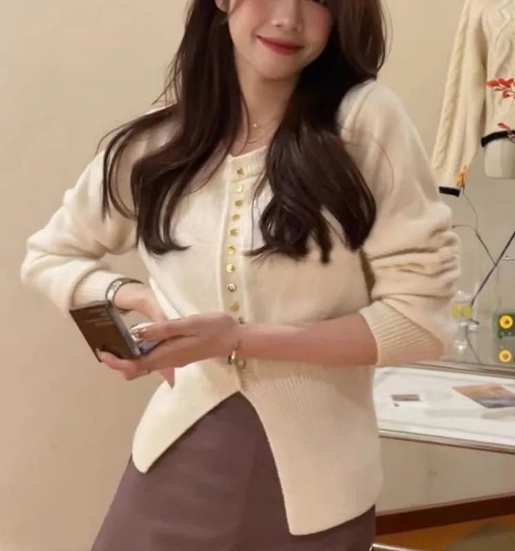 Round-Neck Short Knitted Cardigan