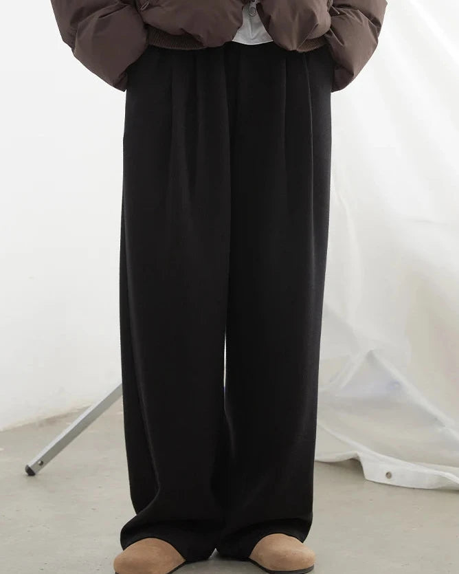 Plush Pleated Wide-Leg Trousers
