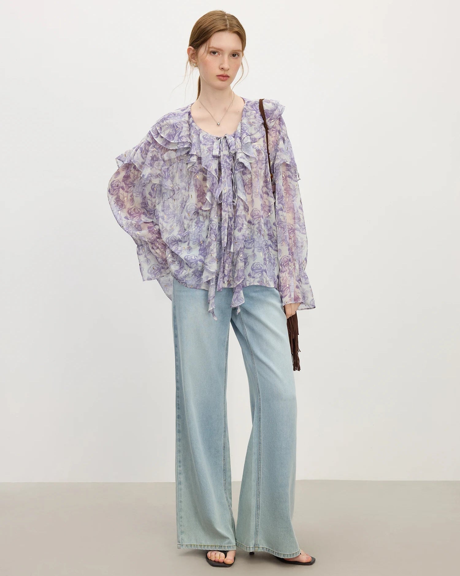 Long-Sleeved Rose Ruffle Collar Shirt