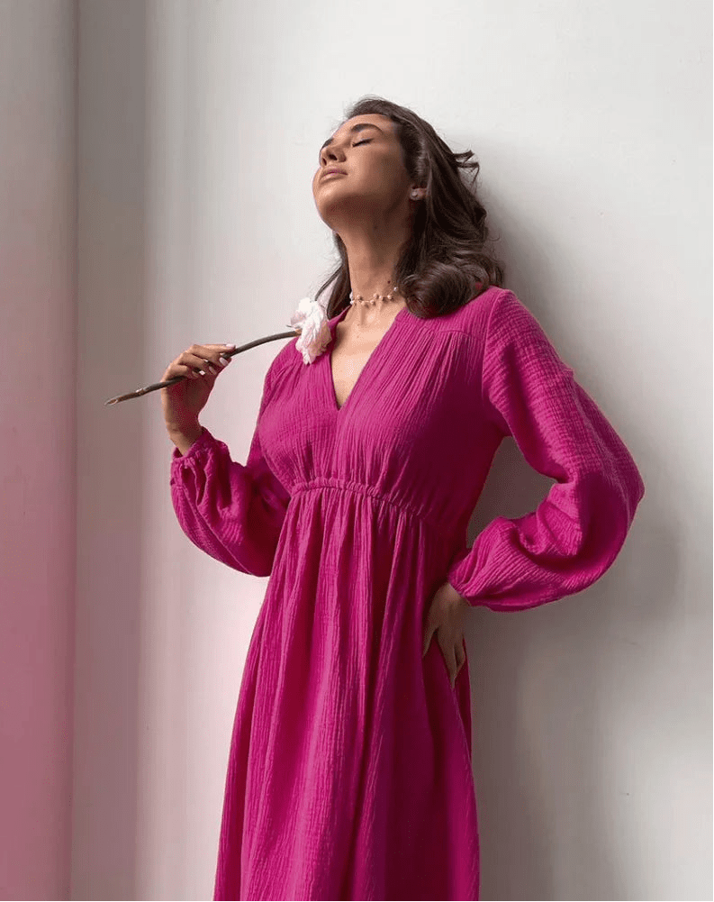 Elegant Long-Sleeved V-Neck Party Beach Dress
