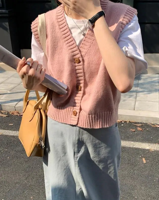 Cropped V-Neck Knit Sweater Vest