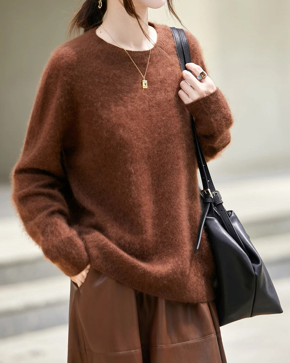 Loose-Fit Crewneck Pullover Sweater