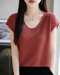 Crew-Neck Sleeveless Knit Top