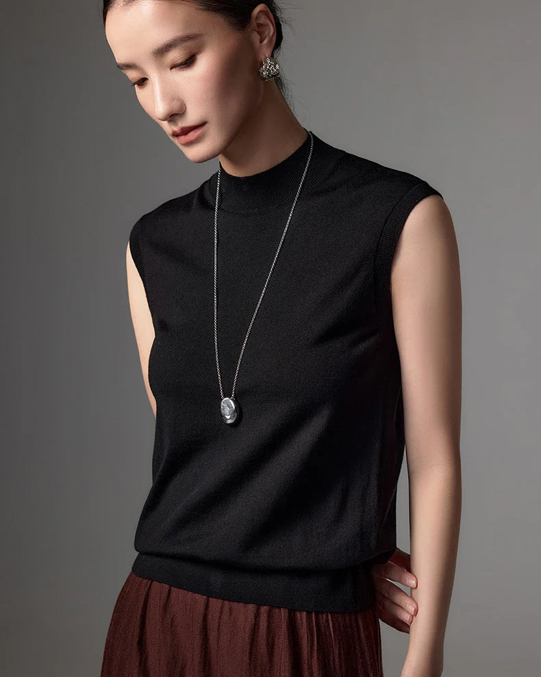 Lightweight Worsted Wool Mock Neck Top