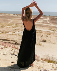 Elegant Backless Sleeveless Loose Robe Dress