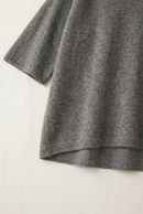Dark Grey 袖口与下摆细节预览