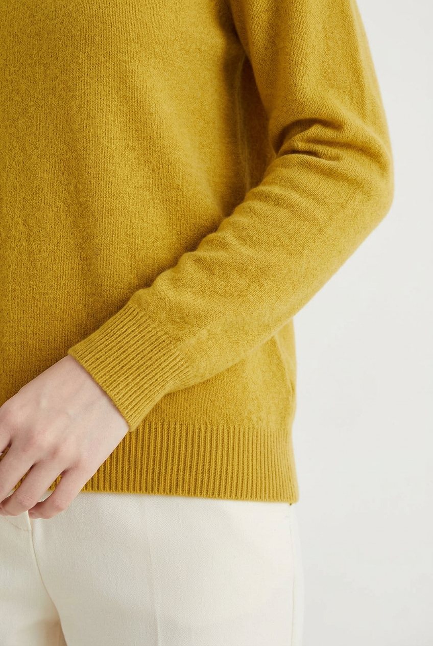 Honey Yellow 5